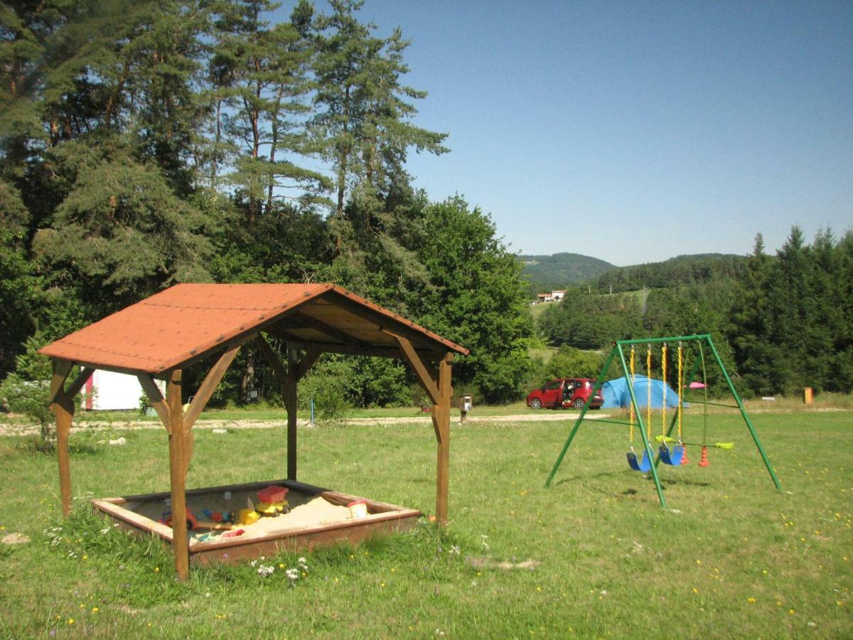 Camping La Vallee Verte アンベール エクステリア 写真